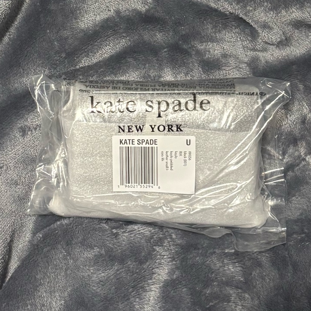 Kate Spade Black Wallet with Gold Accent - Picture 4 of 4